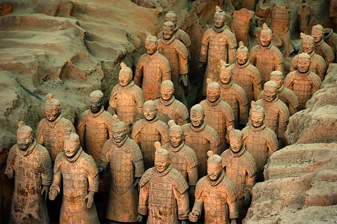 秦始皇兵马俑手里的武器去哪里了（有关兵马俑武器介绍）